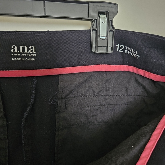 a.n.a Womens Mid Rise 3 1/2" Chino Short Black Size 12 - Picture 6 of 6
